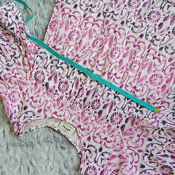 Ariat Pink/Purple Short Sleeve Blouse, Women's Size Extra Small, Great Condition - Picture 2 of 6